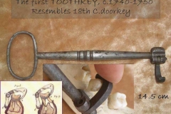 The first Toothkey ca 1740
