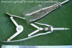 Wilcox-Jewett 1915 injection syringe